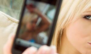 Blackmail Porn Selfies - UK child protection officers receive one sexting-related case every day |  UK news | The Guardian