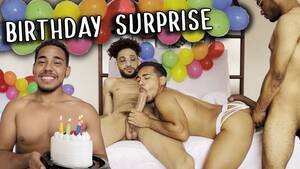 birthday surprised - BIRTHDAY SURPRISE gay porn video on Bravofucker