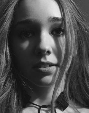 Holly Taylor Mom - View Full Images