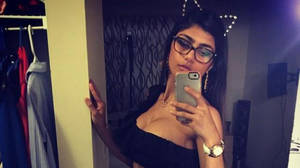 Lebanese American Porn - American band pays homage to Lebanese porn star Mia Khalifa