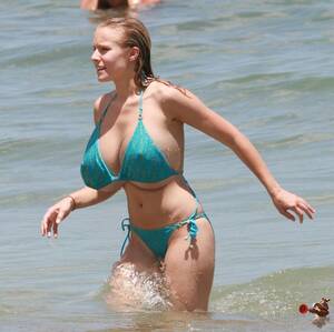 kristen topless beach boobs - Hot actress Kristen Bell got breasts expansion â€“ Big Boobs Celebrities â€“  Biggest tits in the World