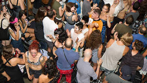 brazilian drunk sex orgy - Best Hookup Bars in NYC to Meet People