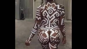 ebony body paint - body paint - XVIDEOS.COM