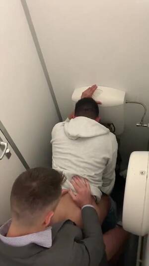 airplane fuck - Suited fuck in airplane bathroom - ThisVid.com