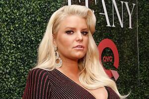 Jessica Simpson Sex Tape - Jessica Simpson says childhood sexual abuse led to dependence on drugs and  alcohol | The Independent | The Independent