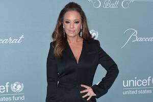 leah remini upskirt - Leah Remini Takes on Tom Cruise and Scientology in New Interview | Vanity  Fair