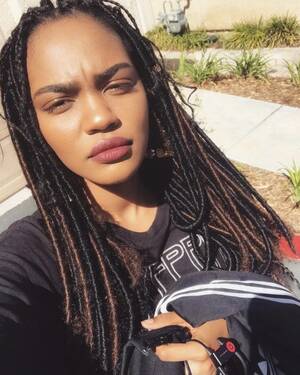 China Anne Mcclain Lesbian Porn - China Anne McClain thinker on Twitter | China anne mcclain, China anne, Anne  mcclain