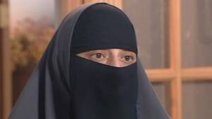 French Muslim Porn - CNN: Hebah Ahmed, MuslimMatters Blogger, Debates Mona Eltahawy over French  Niqab (Burka) Ban - MuslimMatters.org