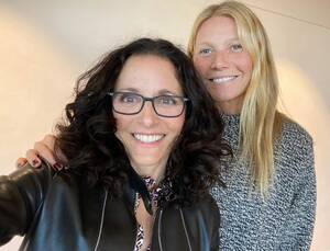 Julia Crown Porn - Gwyneth Paltrow x Julia Louis Dreyfus: How Does Fear Push Us Forward? | goop