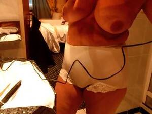 Amateur Panty Girdle Porn - Girdle Porn Videos at exiporn.com