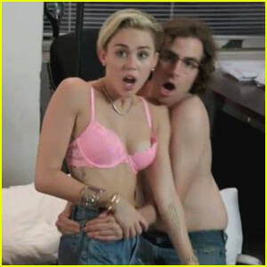 Fuck Miley - Miley Cyrus Sex Tape & Other 'SNL' Skits â€“ WATCH NOW! | Miley Cyrus, Miley  Cyrus on Saturday Night Live | Just Jared: Celebrity Gossip and Breaking  Entertainment News